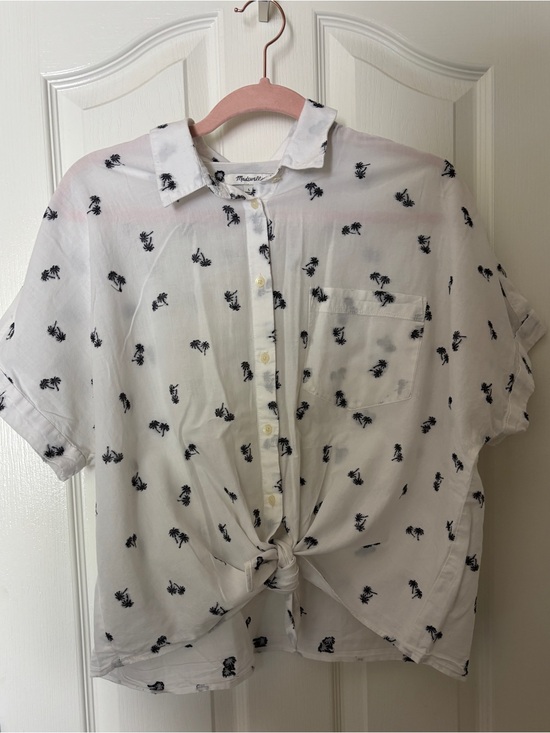 Madewell Tops - Madewell White Blouse with Black Palm Tree Pattern & Tie Front ~ Women’s Large